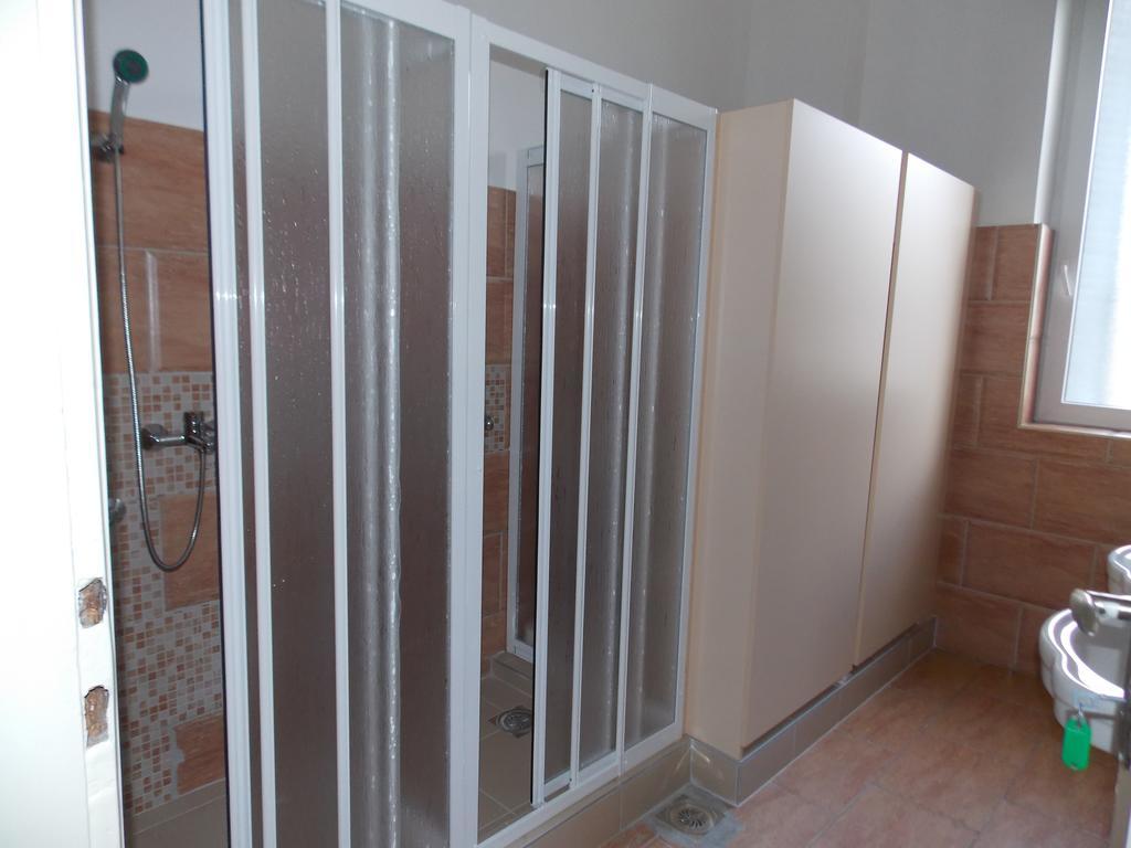 Guest House Miss Depolo Βελιγράδι Δωμάτιο φωτογραφία