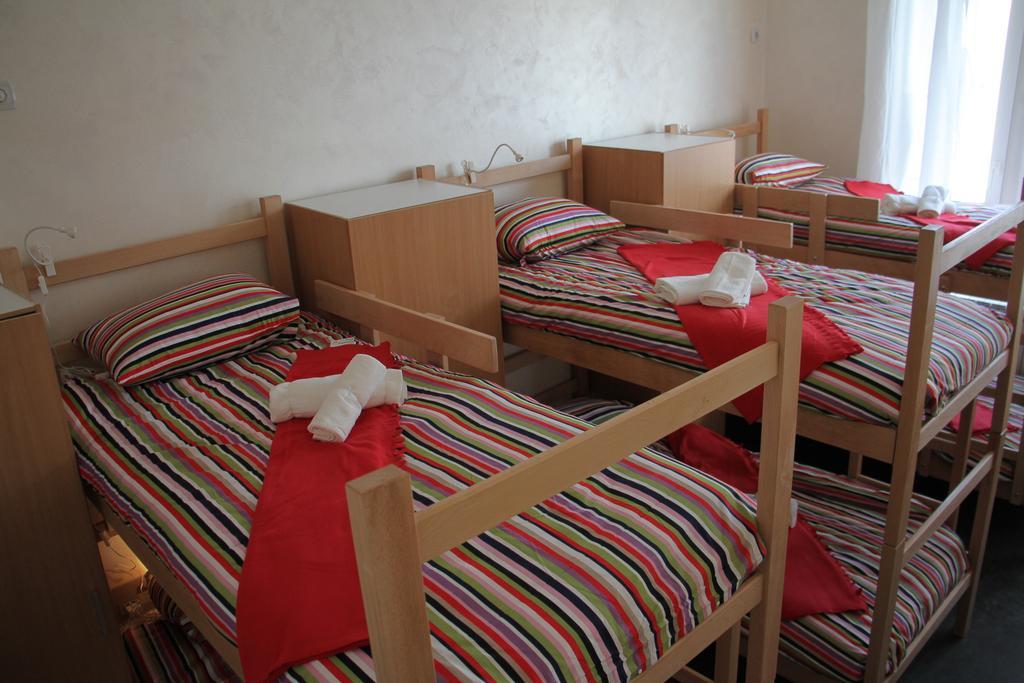 Guest House Miss Depolo Βελιγράδι Δωμάτιο φωτογραφία