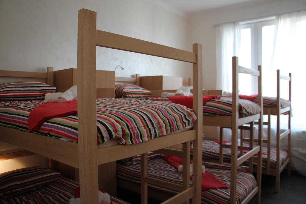Guest House Miss Depolo Βελιγράδι Δωμάτιο φωτογραφία